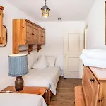 Chesa Linaria By Interhome Apartament