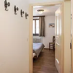 Apartament Chesa Linaria By Interhome *