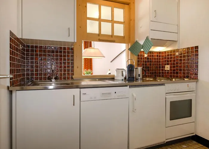 Apartamento Chesa Linaria By Interhome Surlej